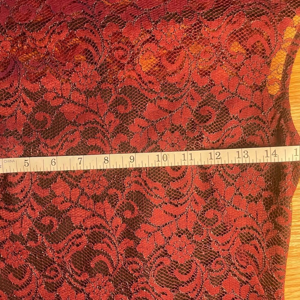 Design Lab Lace Dress - Size Small - Picture 15 of 16